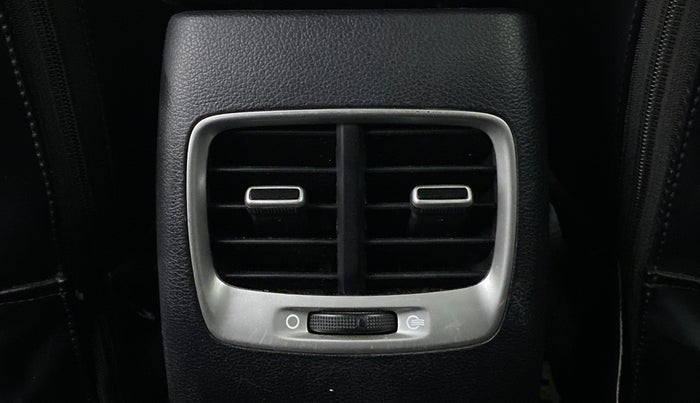 2021 Hyundai VENUE S+ 1.2, Petrol, Manual, 26,508 km, Rear AC Vents