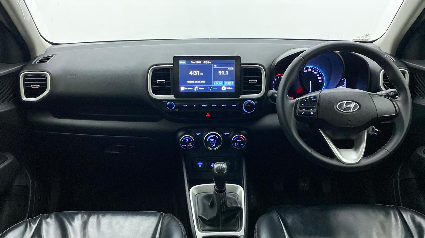 2021 Hyundai VENUE S+ 1.2, Petrol, Manual, 26,508 km, Dashboard