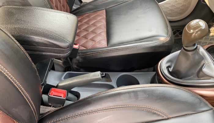 2021 Hyundai AURA S 1.2 CNG, CNG, Manual, 95,560 km, Gear Lever