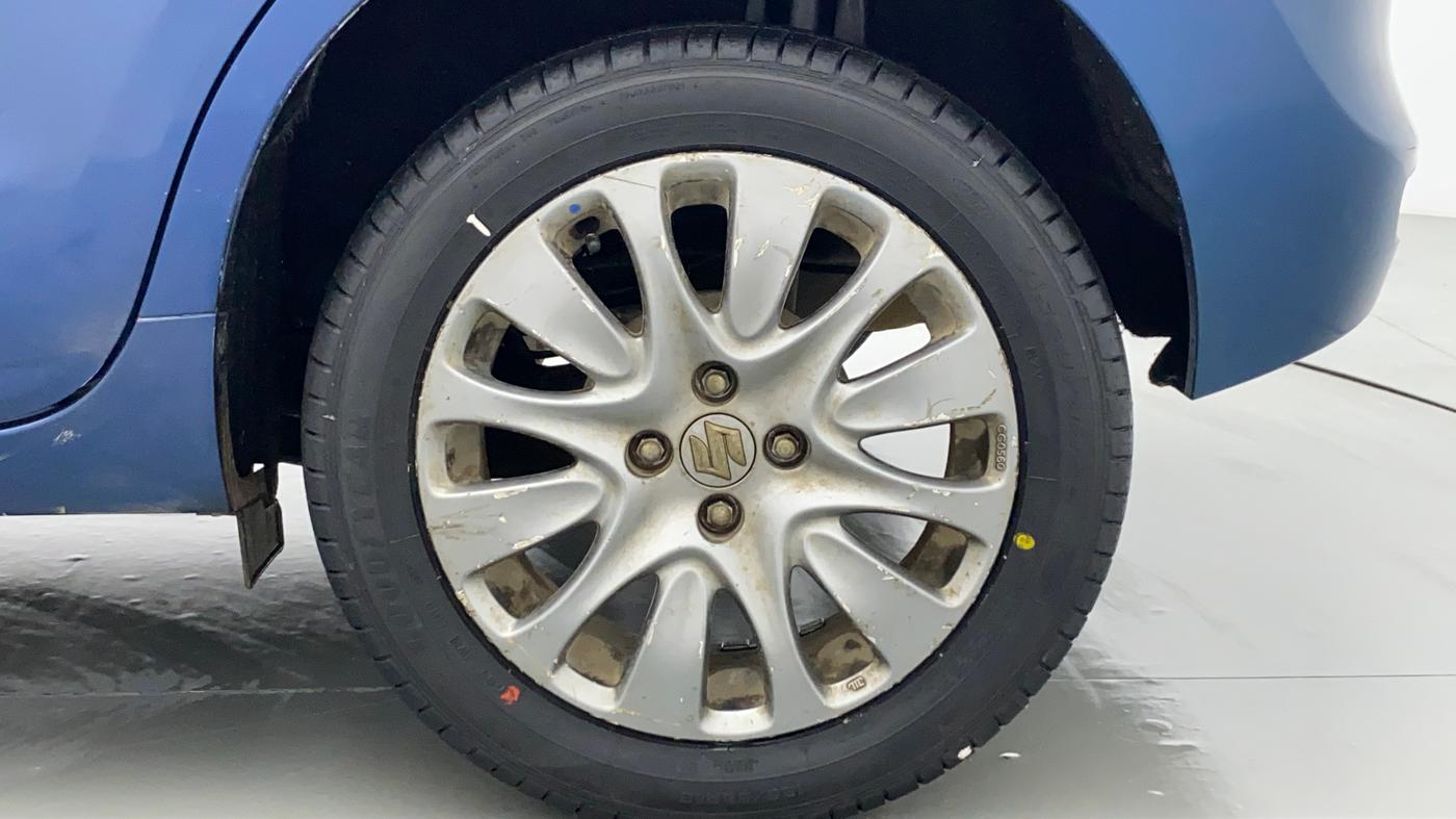 2017 Maruti Baleno ALPHA 1.2 K12, Petrol, Manual, 45,215 km, Left Rear Wheel
