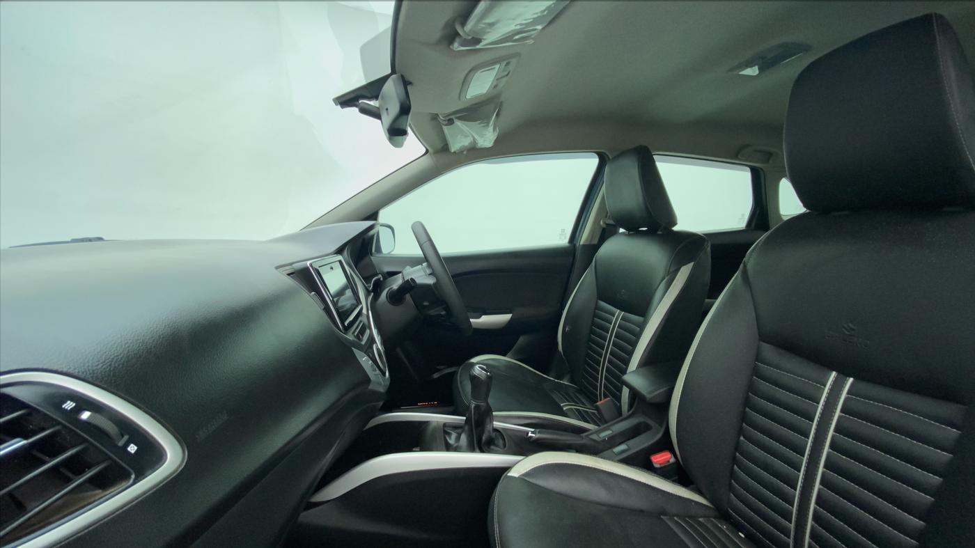 2017 Maruti Baleno ALPHA 1.2 K12, Petrol, Manual, 45,215 km, Right Side Front Door Cabin