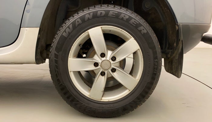 2014 Renault Duster 85 PS RXL DIESEL, Diesel, Manual, 1,14,950 km, Left Rear Wheel