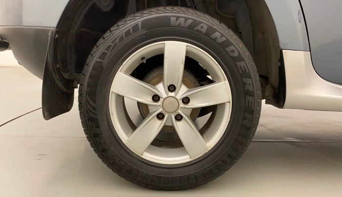 2014 Renault Duster 85 PS RXL DIESEL, Diesel, Manual, 1,14,950 km, Right Rear Wheel