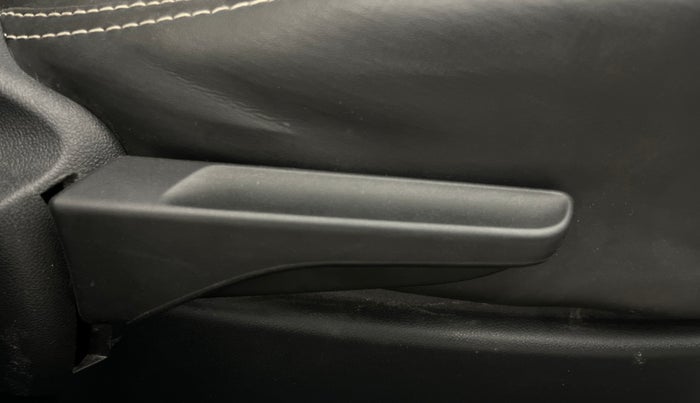 2023 Skoda SLAVIA AMBITION 1.0L TSI MT, Petrol, Manual, 51,751 km, Driver Side Adjustment Panel