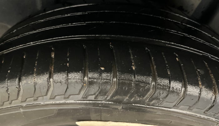 2023 Skoda SLAVIA AMBITION 1.0L TSI MT, Petrol, Manual, 51,751 km, Left Rear Tyre Tread