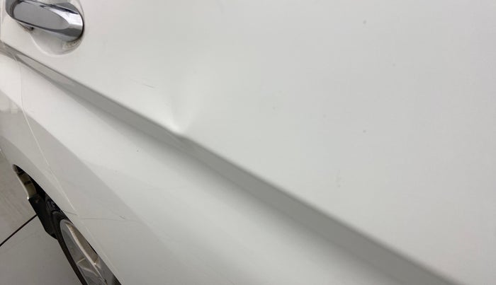 2016 Honda City 1.5L I-DTEC V, Diesel, Manual, 92,107 km, Right rear door - Slightly dented