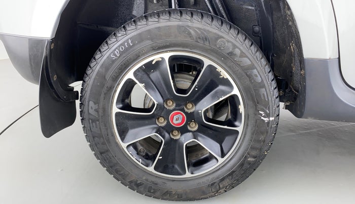 2016 Renault Duster 85 PS RXL, Diesel, Manual, 67,550 km, Right Rear Wheel