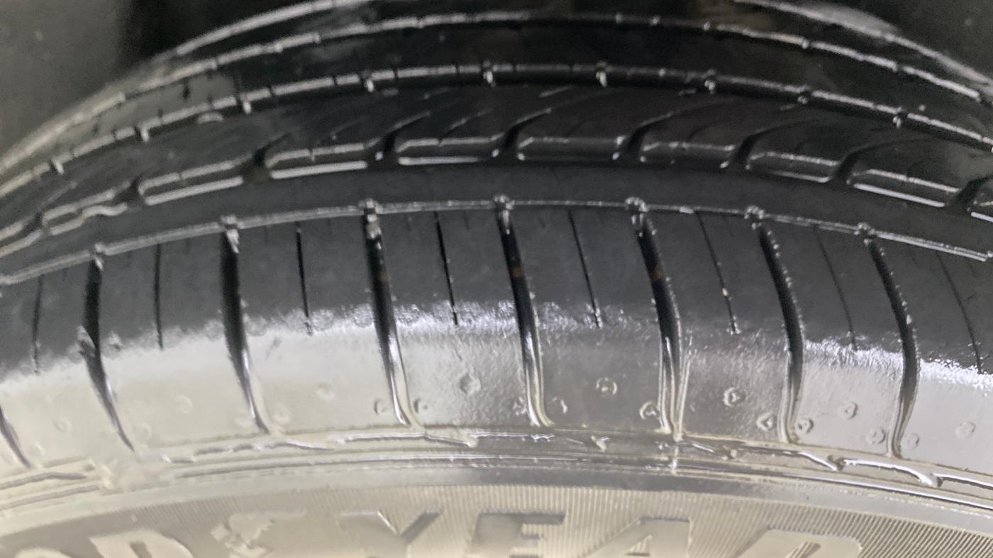 2020 MG HECTOR PLUS SHARP 1.5 PETROL TURBO DCT 6-STR, Petrol, Automatic, 42,072 km, Right Rear Tyre Tread