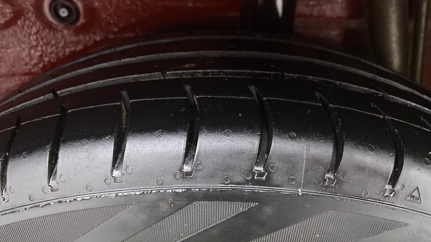 2017 Maruti Celerio VXI, CNG, Manual, 88,386 km, Left Rear Tyre Tread