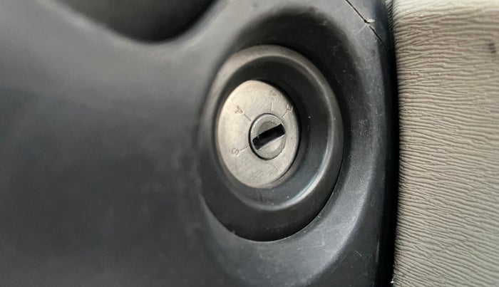 2015 Nissan Terrano XL D PLUS, Diesel, Manual, 95,649 km, Keyless Start/ Stop Button