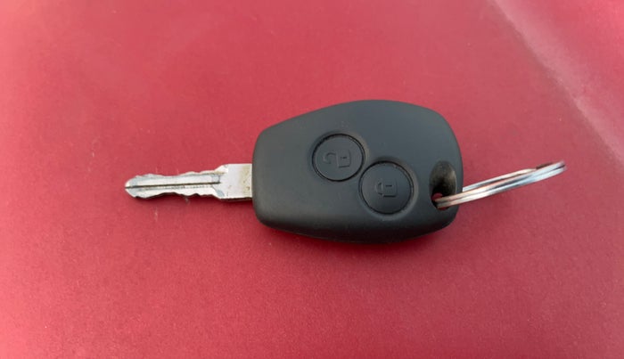 2015 Nissan Terrano XL D PLUS, Diesel, Manual, 95,649 km, Key Close Up