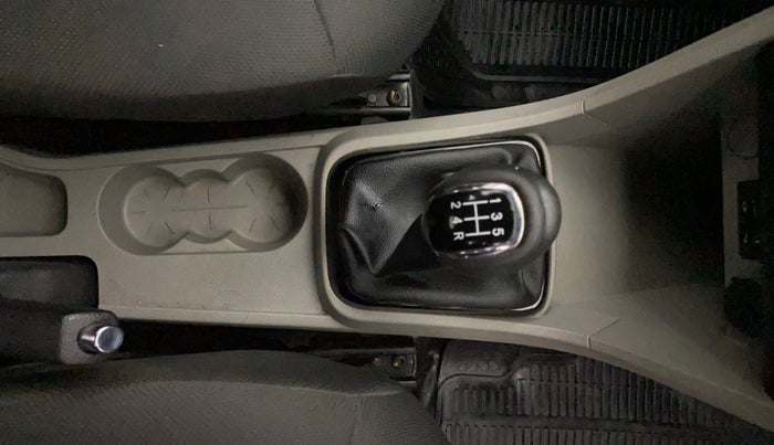 2018 Tata Tiago XZ PETROL, Petrol, Manual, 41,880 km, Gear Lever