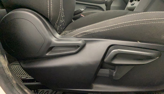 2023 Tata Tiago XT PETROL, Petrol, Manual, 25,802 km, Driver Side Adjustment Panel