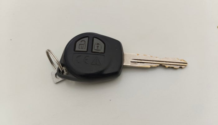 2018 Maruti Baleno DELTA PETROL 1.2, Petrol, Manual, 73,881 km, Key Close Up