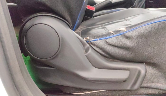 2018 Maruti Baleno DELTA PETROL 1.2, Petrol, Manual, 73,881 km, Driver Side Adjustment Panel