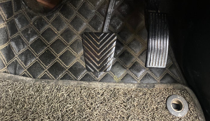 2021 KIA SONET HTX 1.0 IMT, Petrol, Manual, 91,934 km, Pedals