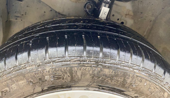 2017 Honda Amaze 1.2L I-VTEC S, Petrol, Manual, 71,669 km, Left Front Tyre Tread