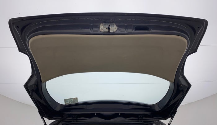 2015 Maruti Ertiga VXI CNG, CNG, Manual, 1,00,742 km, Boot Door Open