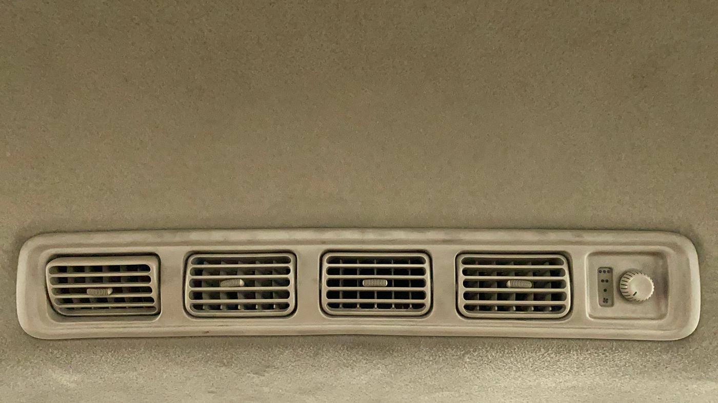 2015 Maruti Ertiga VXI CNG, CNG, Manual, 1,00,742 km, Rear AC Vents