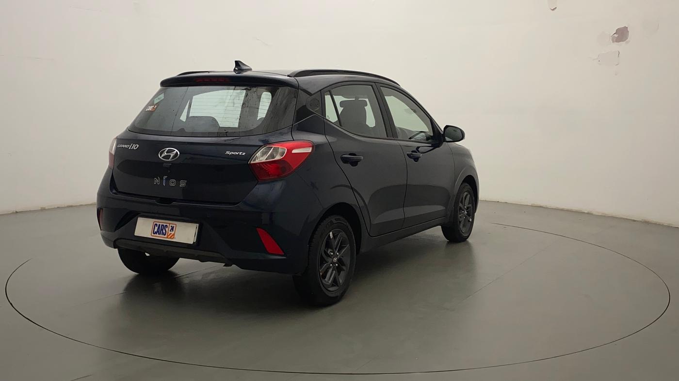 2022 Hyundai GRAND I10 NIOS SPORTZ 1.2 KAPPA VTVT CNG, CNG, Manual, 7,092 km, Right Back Diagonal