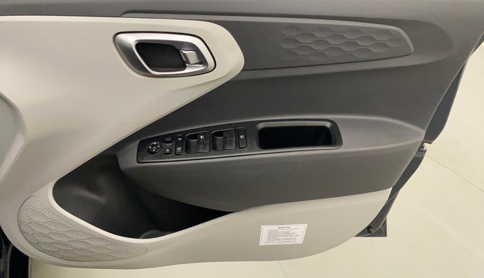 2022 Hyundai GRAND I10 NIOS SPORTZ 1.2 KAPPA VTVT CNG, CNG, Manual, 7,092 km, Driver Side Door Panels Control
