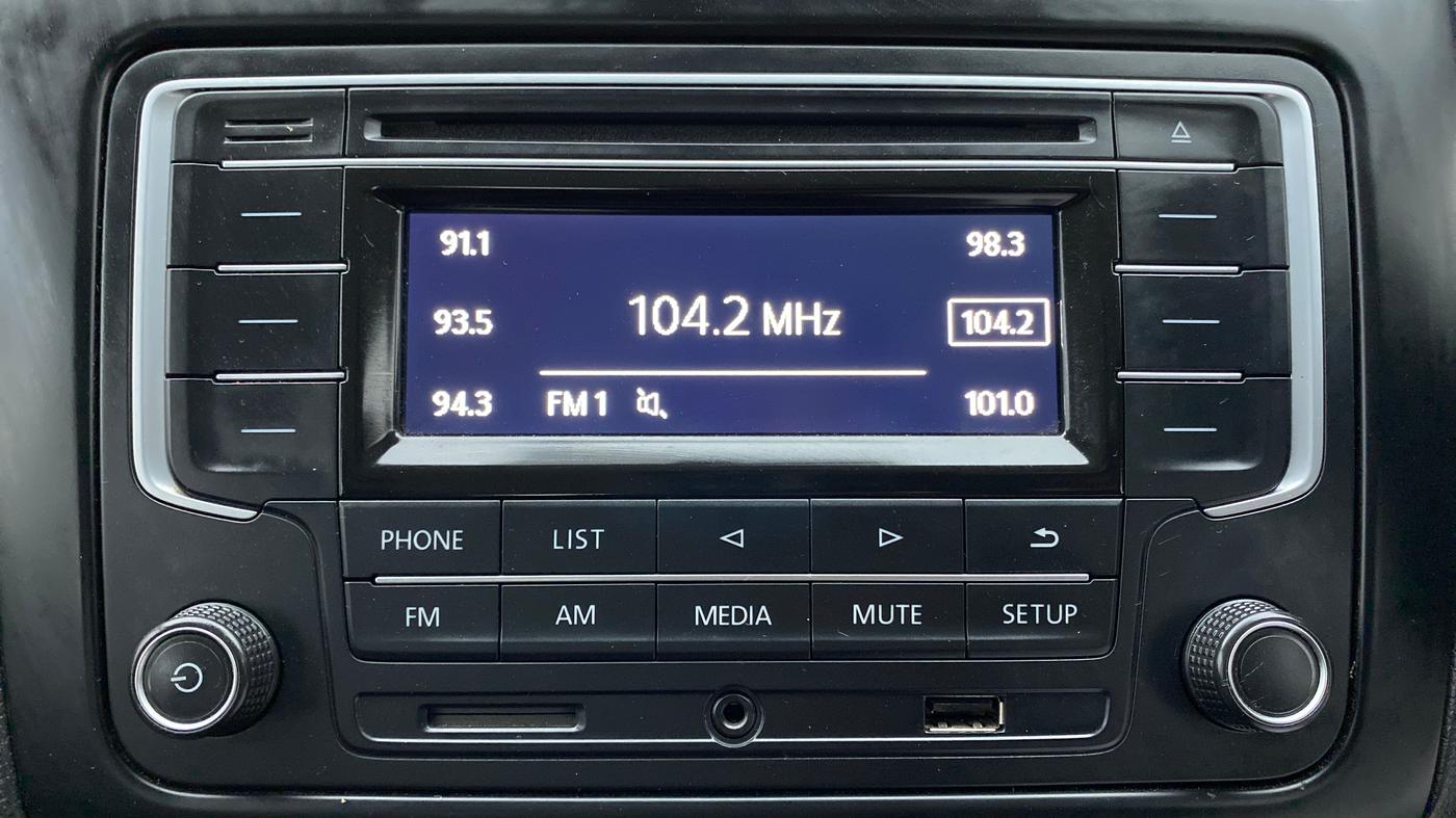 2018 Volkswagen Polo COMFORTLINE 1.0 PETROL, Petrol, Manual, 22,051 km, Infotainment System
