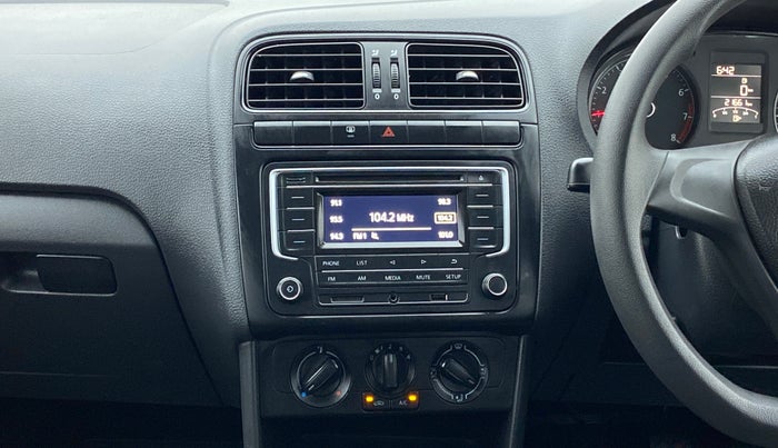 2018 Volkswagen Polo COMFORTLINE 1.0 PETROL, Petrol, Manual, 22,051 km, Air Conditioner