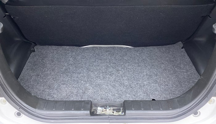 2022 Maruti Alto VXI, Petrol, Manual, 2,650 km, Boot Inside