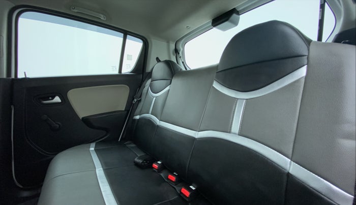 2022 Maruti Alto VXI, Petrol, Manual, 2,650 km, Right Side Rear Door Cabin