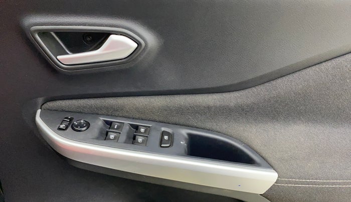 2022 Nissan MAGNITE XV PREMIUM TURBO CVT, Petrol, Automatic, 18,165 km, Driver Side Door Panels Control