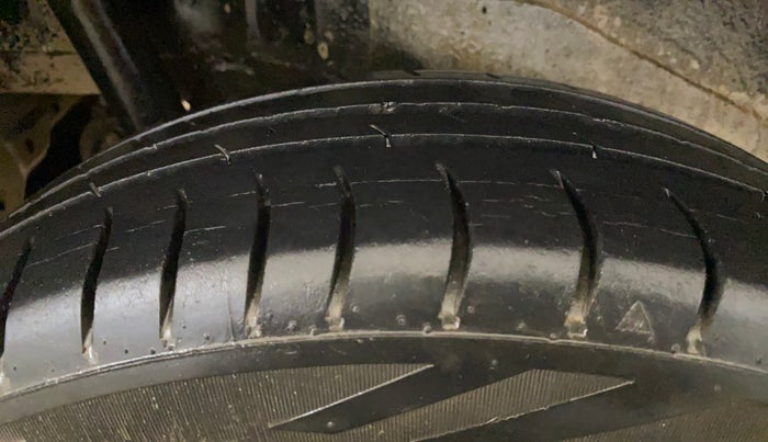 2014 Maruti Wagon R 1.0 VXI, Petrol, Manual, 82,603 km, Right Rear Tyre Tread