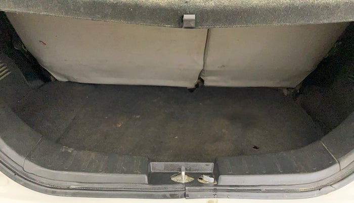 2014 Maruti Wagon R 1.0 VXI, Petrol, Manual, 82,603 km, Boot Inside