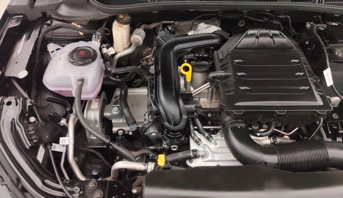 2025 Skoda SLAVIA Sportline 1.0L TSI AT, Petrol, Automatic, 2,384 km, Engine View - Right