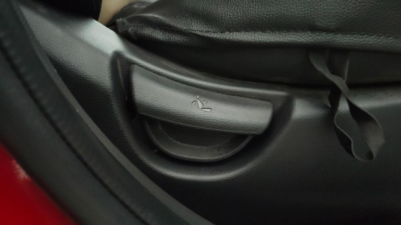 2017 Hyundai Grand i10 SPORTZ (O) AT 1.2 KAPPA VTVT, Petrol, Automatic, 69,502 km, Driver Side Adjustment Panel