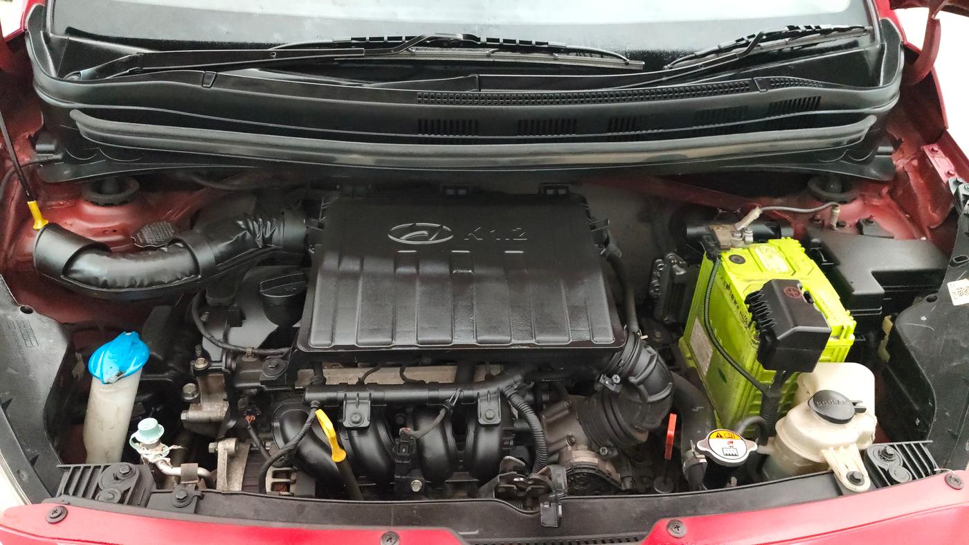 2017 Hyundai Grand i10 SPORTZ (O) AT 1.2 KAPPA VTVT, Petrol, Automatic, 69,502 km, Engine View