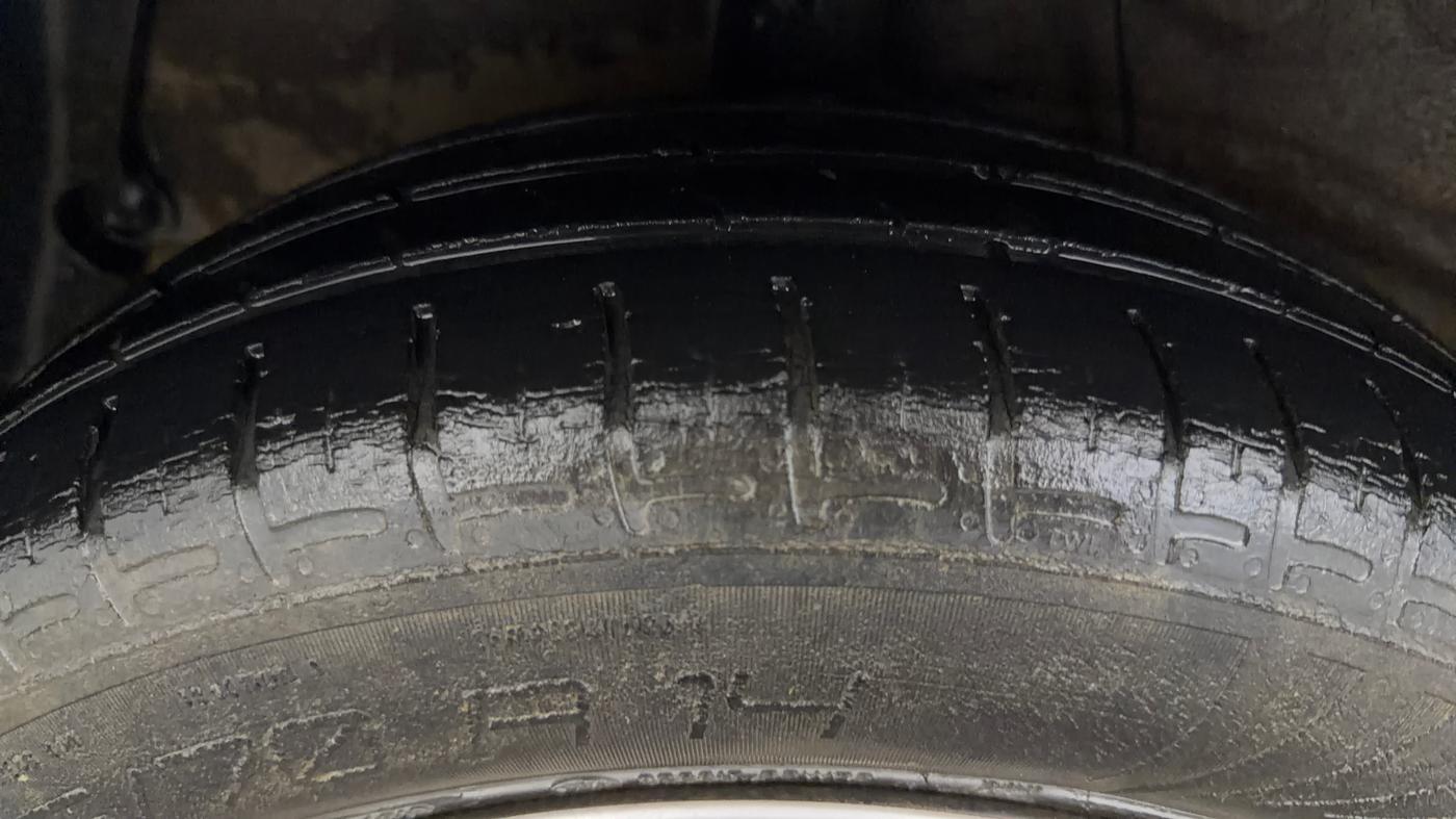 2020 Hyundai AURA S 1.2, Petrol, Manual, 44,145 km, Right Rear Tyre Tread