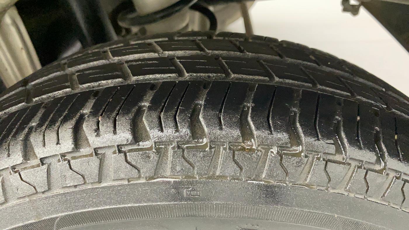 2018 Maruti Alto 800 VXI, Petrol, Manual, 18,410 km, Left Rear Tyre Tread