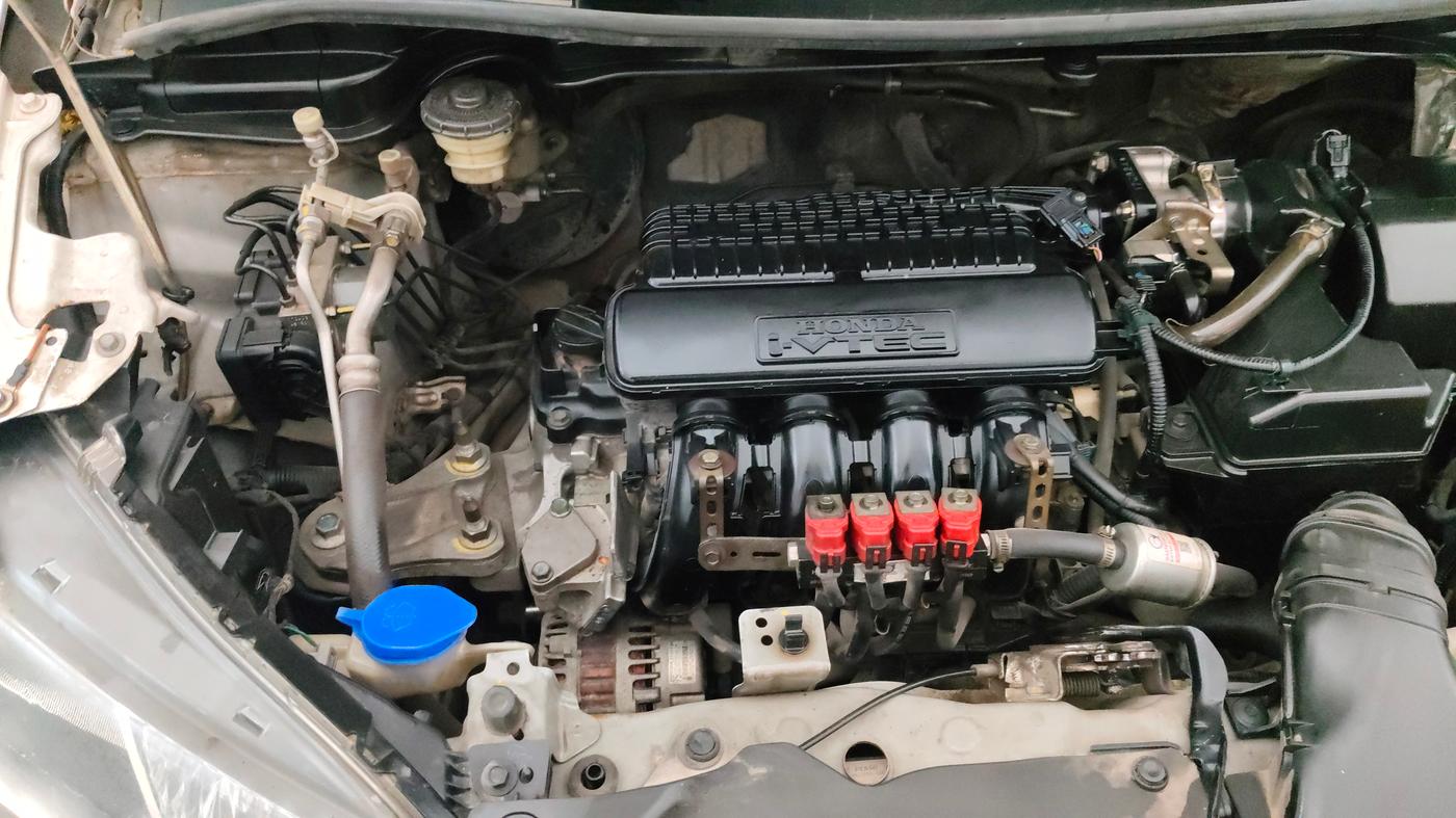 2017 Honda Jazz 1.2L I-VTEC V AT, CNG, Automatic, 1,13,720 km, Engine View - Right