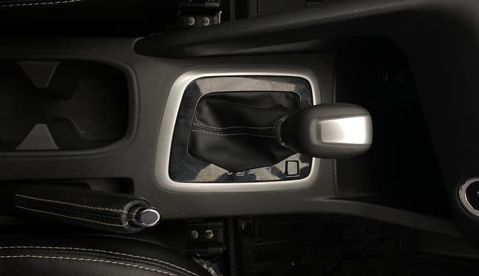 2023 Nissan MAGNITE XV PREMIUM TURBO CVT DUAL TONE, Petrol, Automatic, 6,857 km, Gear Lever