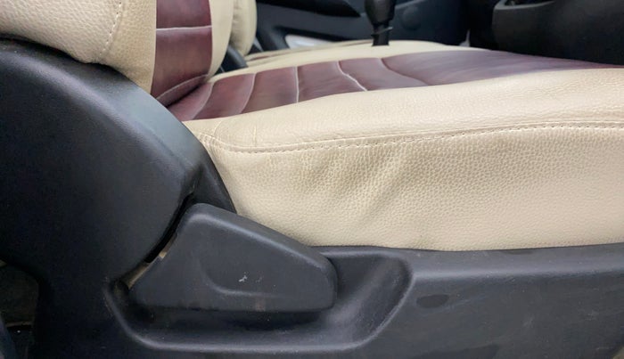 2017 Datsun Redi Go S 1.0, Petrol, Manual, 1,11,264 km, Driver Side Adjustment Panel