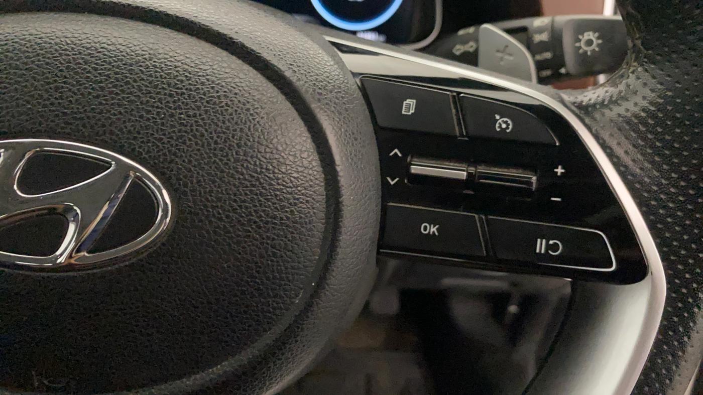 2022 Hyundai ALCAZAR PLATINUM(O) 7STR 2.0 AT, Petrol, Automatic, 31,942 km, Adaptive Cruise Control