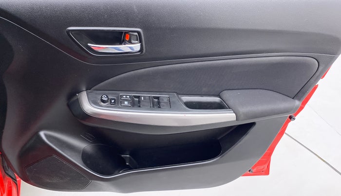 2022 Maruti Swift ZXI+ DUAL TONE , Petrol, Manual, 13,143 km, Driver Side Door Panels Control