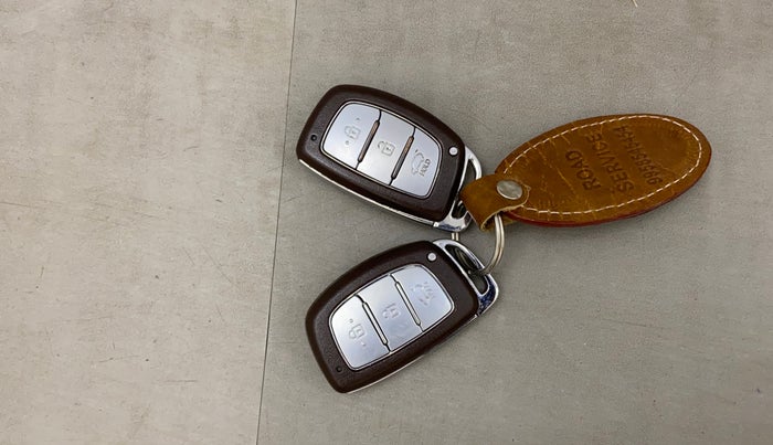 2018 Hyundai Creta SX PLUS AT 1.6 PETROL, Petrol, Automatic, 77,814 km, Key Close Up