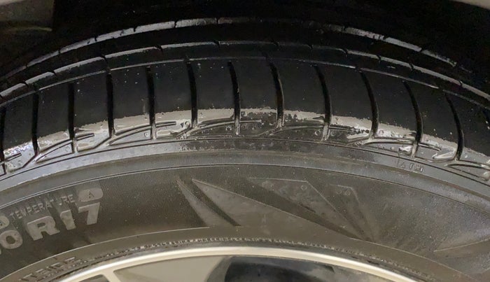 2018 Hyundai Creta SX PLUS AT 1.6 PETROL, Petrol, Automatic, 77,814 km, Right Rear Tyre Tread
