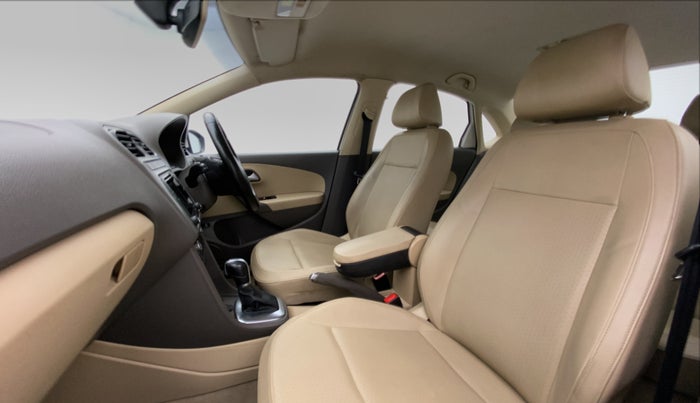2016 Volkswagen Vento HIGHLINE 1.2 TSI AT, Petrol, Automatic, 56,791 km, Right Side Front Door Cabin View
