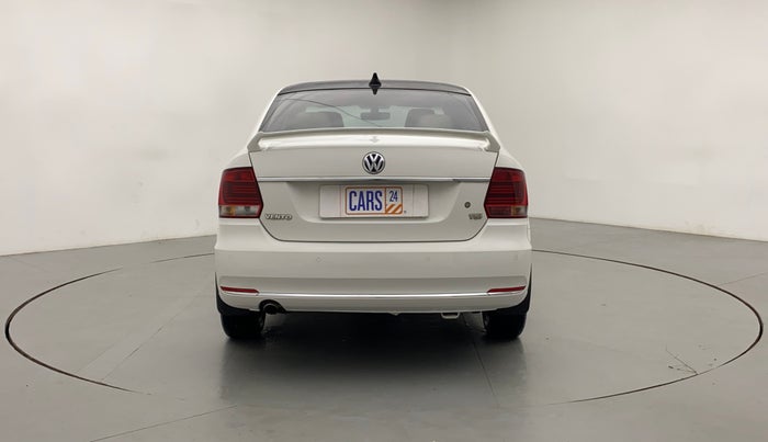 2016 Volkswagen Vento HIGHLINE 1.2 TSI AT, Petrol, Automatic, 56,791 km, Back/Rear View