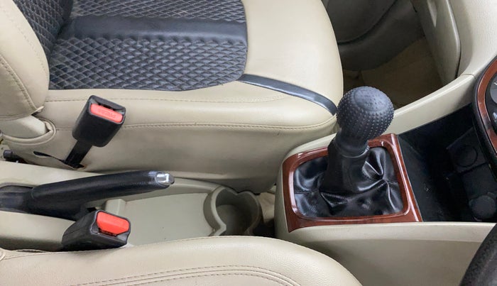 2016 Maruti Celerio VXI CNG, CNG, Manual, 71,885 km, Gear Lever