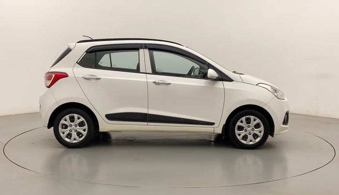 2014 Hyundai Grand i10 SPORTZ 1.2 KAPPA VTVT, Petrol, Manual, 13,653 km, Right Side View