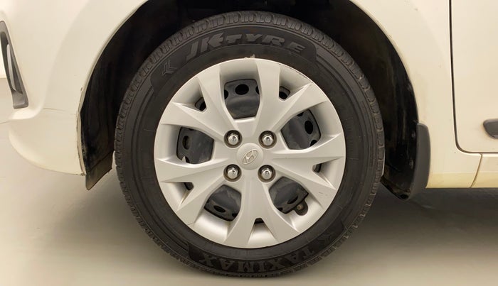 2014 Hyundai Grand i10 SPORTZ 1.2 KAPPA VTVT, Petrol, Manual, 13,653 km, Left Front Wheel