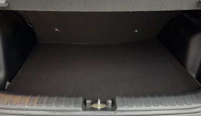 2020 KIA SONET HTX 1.0 IMT, Petrol, Manual, 31,254 km, Boot Inside